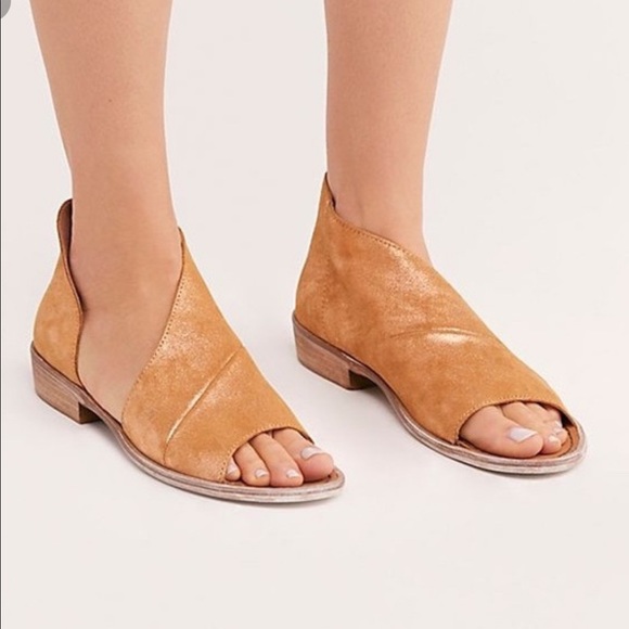 Free People Shoes - Free people Rose Mont Blanc Sandals, Size 36